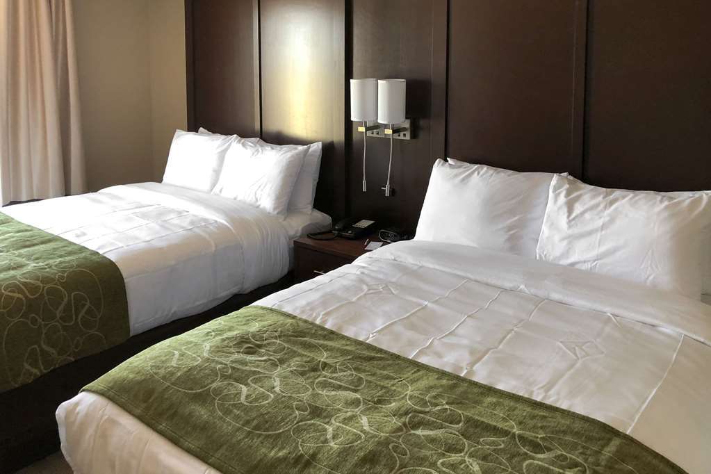 Comfort Suites Ліберал Номер фото
